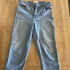 Abercrombie Curve Love Mom Jeans